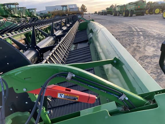 Image of John Deere RD35F equipment image 3