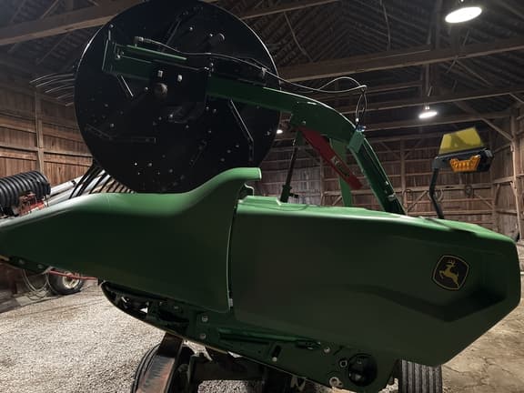 Image of John Deere RD35F equipment image 1