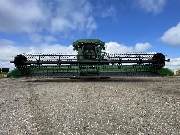 Image of John Deere RD35F equipment image 2
