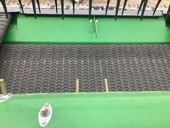 Image of John Deere RD35F equipment image 4