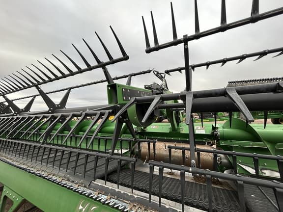 Image of John Deere RD40F equipment image 4