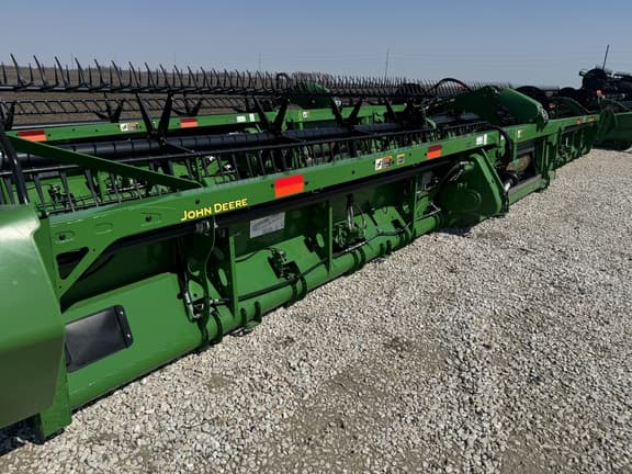 Image of John Deere RD40F equipment image 4