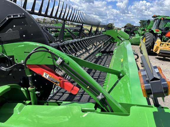 Image of John Deere RD40F equipment image 1