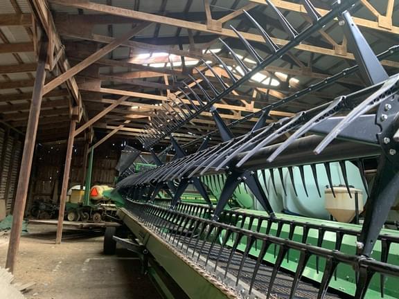 Image of John Deere RD40F equipment image 3