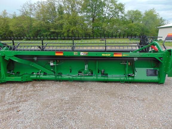 Image of John Deere RD40F equipment image 4