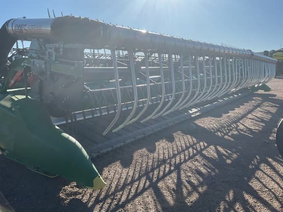 Image of John Deere RD40F equipment image 3