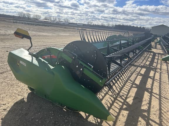 Image of John Deere RD40F equipment image 2