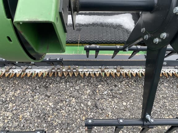 Image of John Deere RD45F equipment image 4