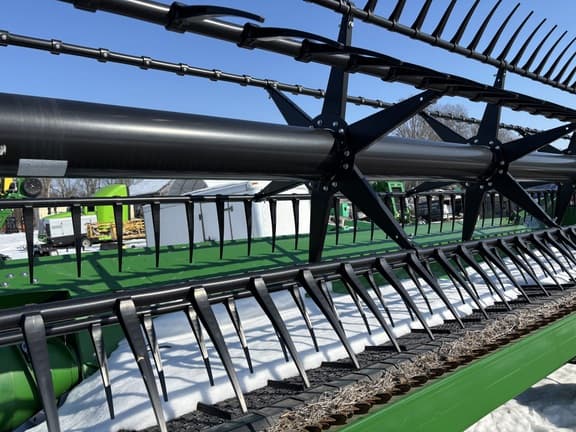 Image of John Deere RD45F equipment image 3