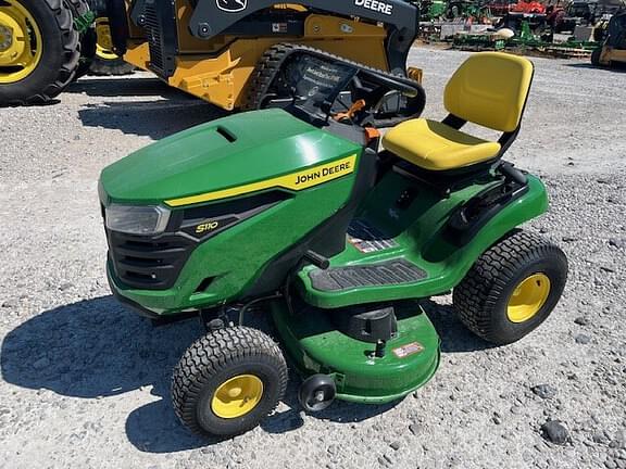 Image of John Deere S110 equipment image 1