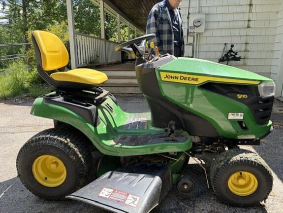 2024 John Deere S110 Equipment Image0