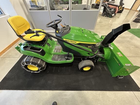 Image of John Deere S140 equipment image 1