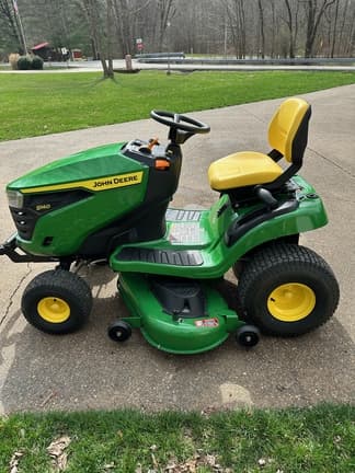 Image of John Deere S140 equipment image 1