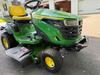 Image of John Deere S240 Primary image