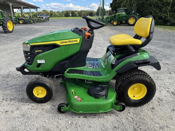 Image of John Deere S240 Primary image