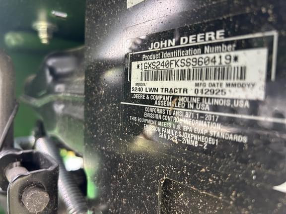 Image of John Deere S240 Image 1