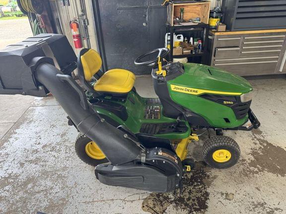 Image of John Deere S240 Image 1