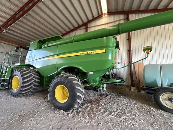 Image of John Deere S760 equipment image 1