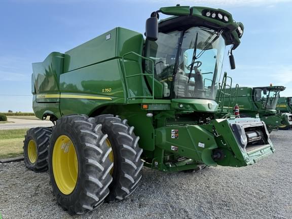 Image of John Deere S760 equipment image 3