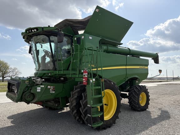 Image of John Deere S760 Primary image