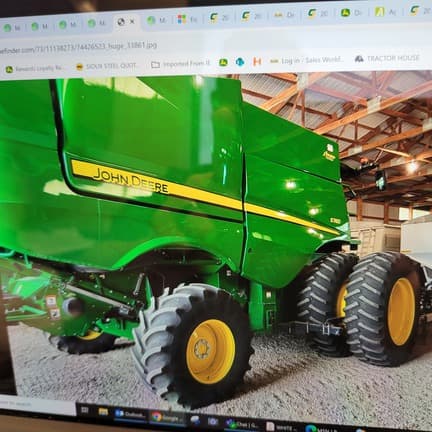 Image of John Deere S760 equipment image 1