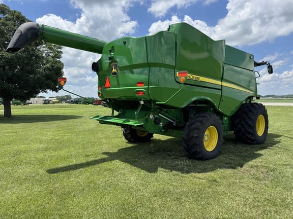 Image of John Deere S760 equipment image 4