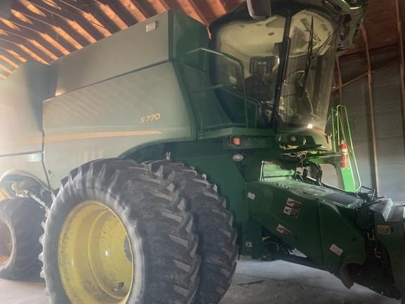 Image of John Deere S770 Image 0