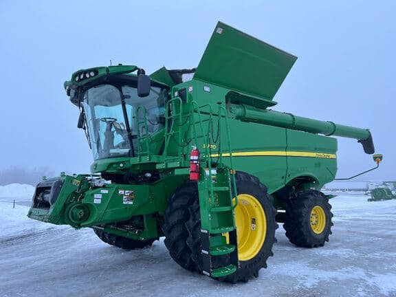 Image of John Deere S770 Primary image