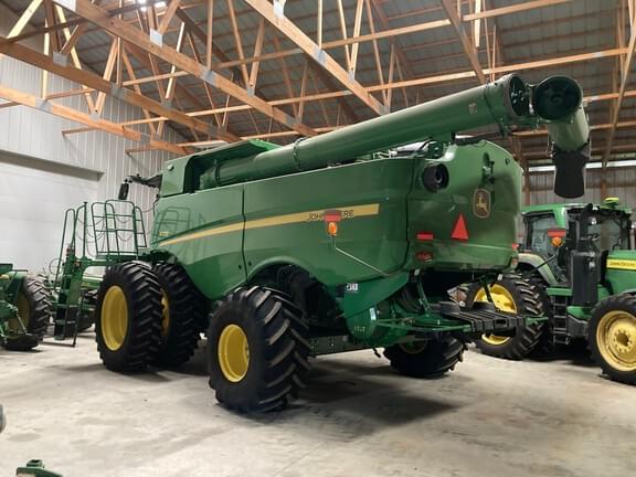 Image of John Deere S770 Primary image