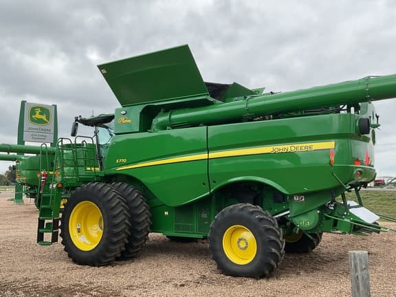 Image of John Deere S770 equipment image 3