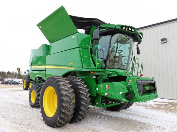 Image of John Deere S770 equipment image 4