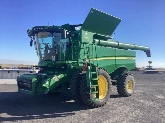 Image of John Deere S770 Primary image