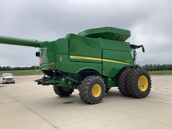 Image of John Deere S770 equipment image 3