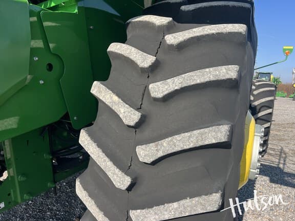 Image of John Deere S770 equipment image 4