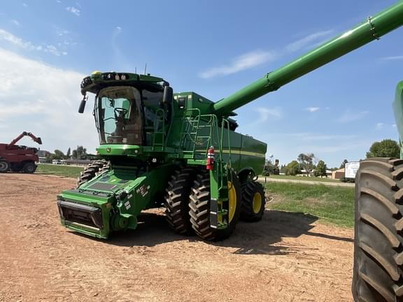 Image of John Deere S770 equipment image 2