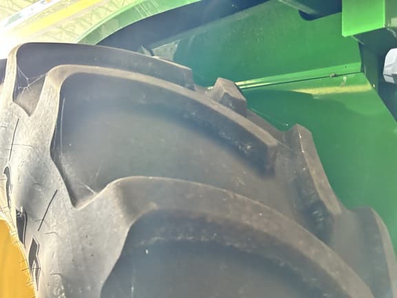 Image of John Deere S770 equipment image 4