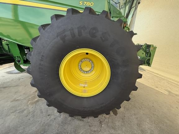 Image of John Deere S780 equipment image 3