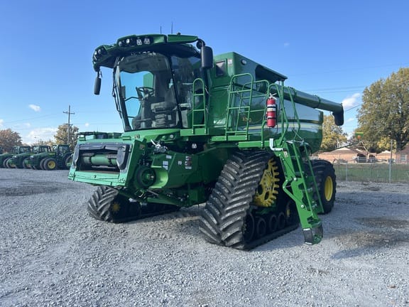 2024 John Deere S780 Equipment Image0