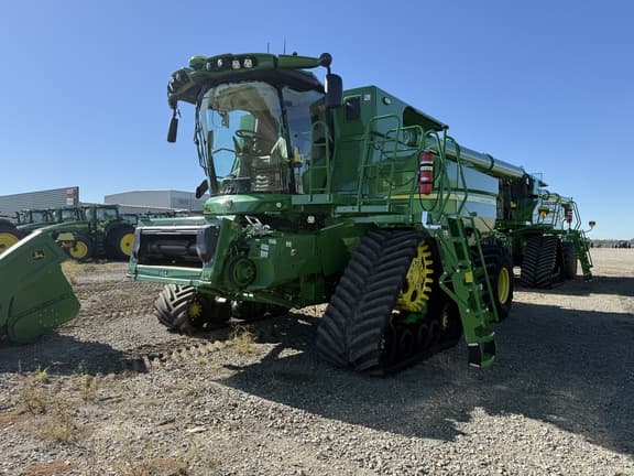 Image of John Deere S780 Primary image