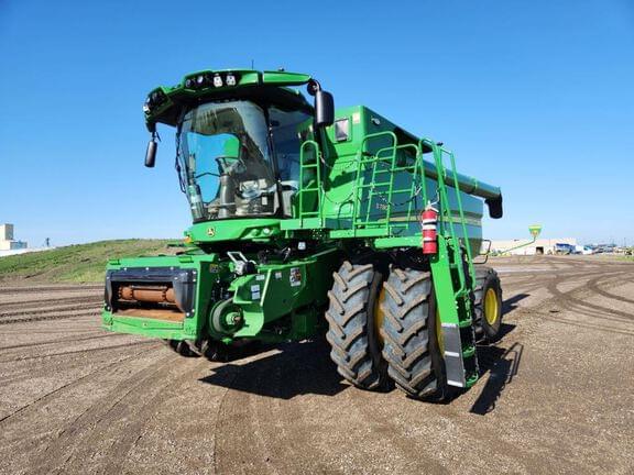 Image of John Deere S780 Primary image