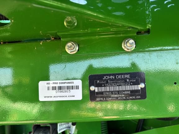 Image of John Deere S780 equipment image 4
