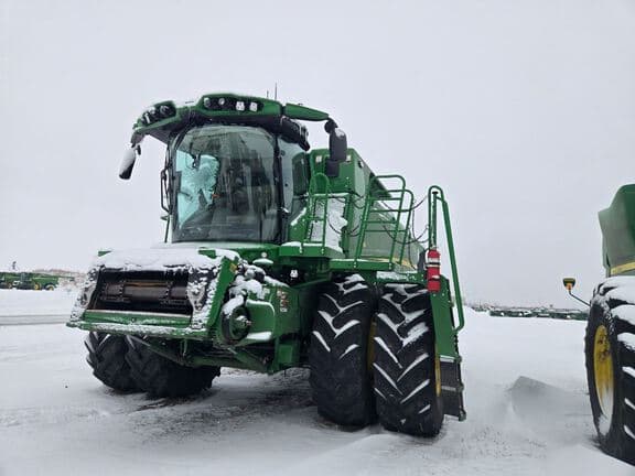 Image of John Deere S780 Primary image