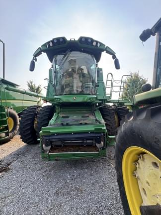 Image of John Deere S780 equipment image 2