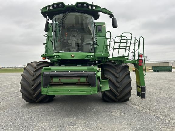 Image of John Deere S780 equipment image 4