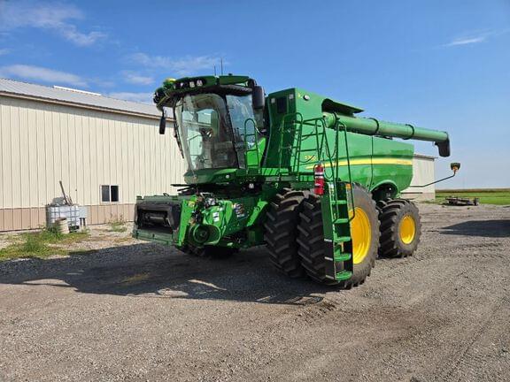 Image of John Deere S780 Primary image