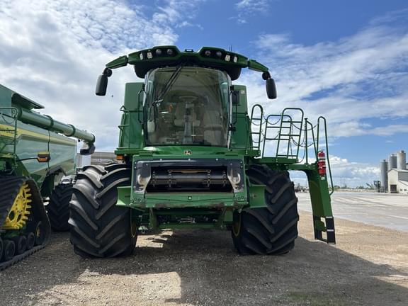 Image of John Deere S780 equipment image 3