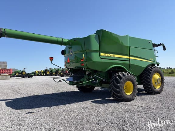 Image of John Deere S780 equipment image 4