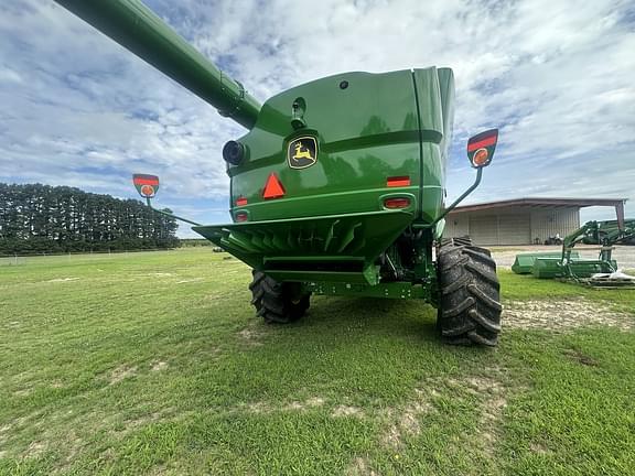 Image of John Deere S780 equipment image 3