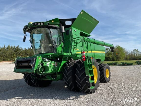 Image of John Deere S780 equipment image 3