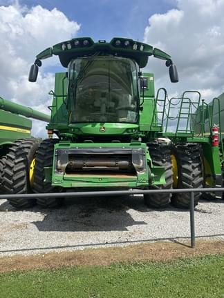 Image of John Deere S780 equipment image 2